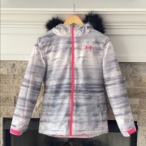 Under Armour snow/ski jacket with fur hood